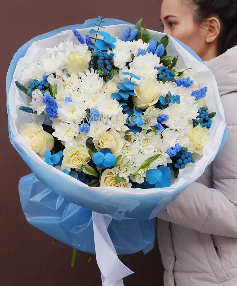 Букет с хризантемами «Охлаждающий»