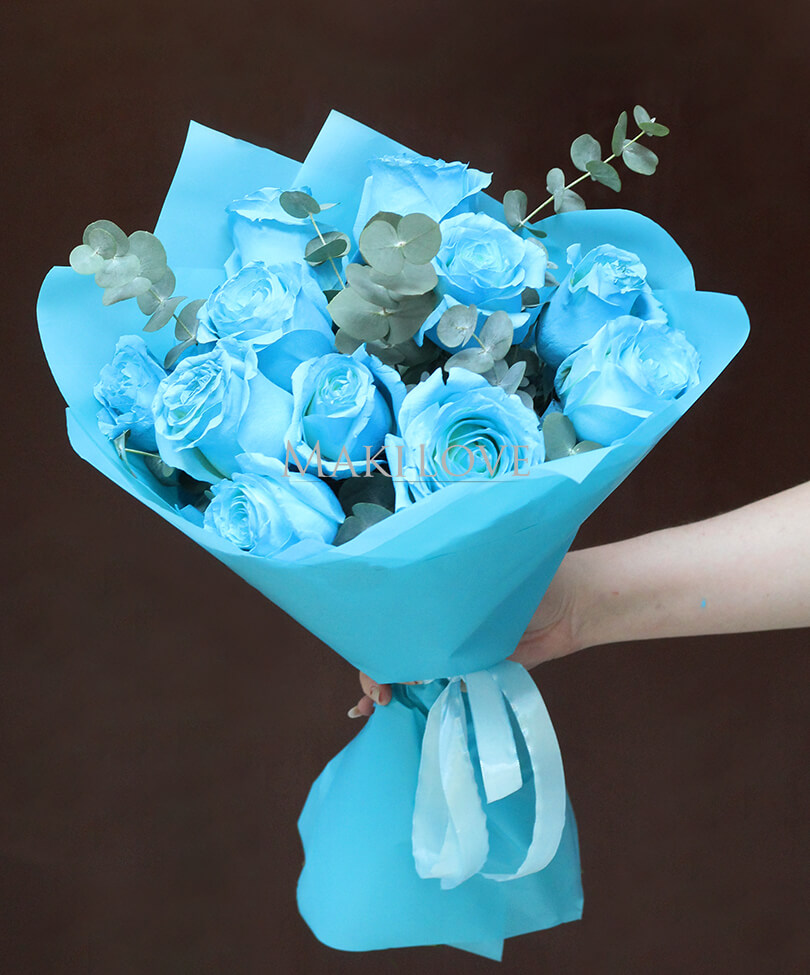 Букет из 11 синих роз