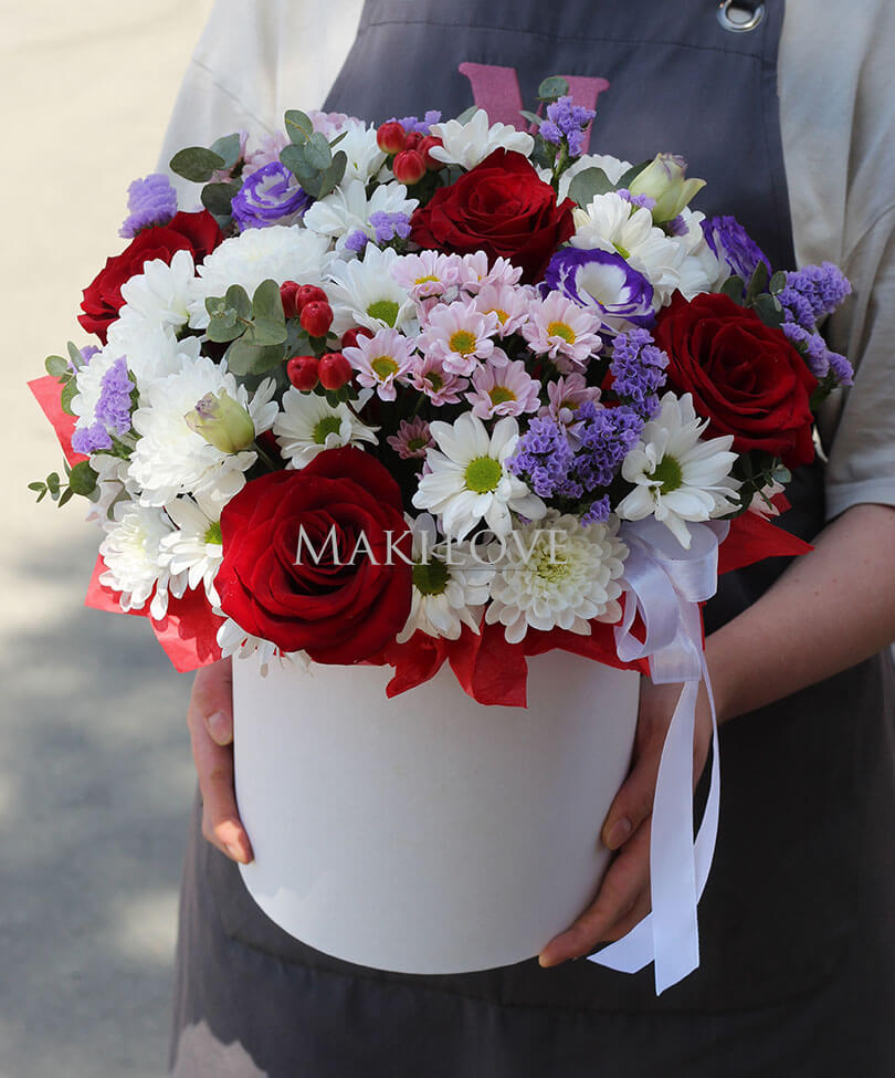 Букет в шляпной коробке «Куба»