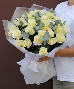 Букет 25 белых роз