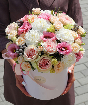 Букет разноцветных роз «Флорида» в коробе