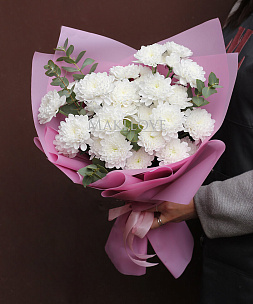 Букет из 5 белых хризантем