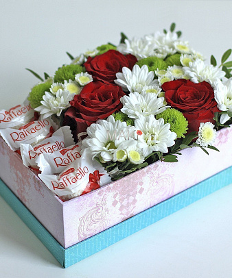 Цветочная композиция «Аромат любви»