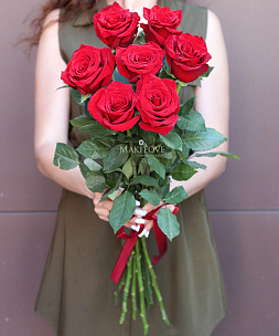 Букет из 7 красных роз Премиум