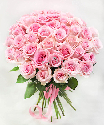 Букет 45 розовых роз