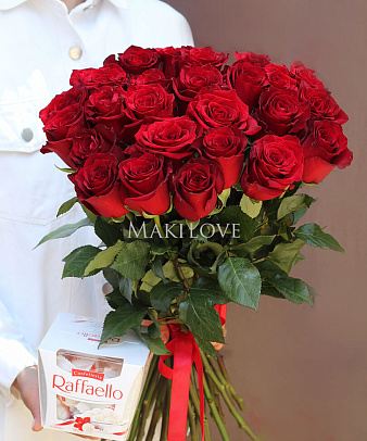 Охапка роз + Рафаелло