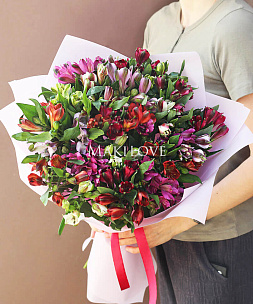 Букет из 25 альстромерий