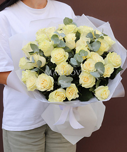 Букет 25 белых роз