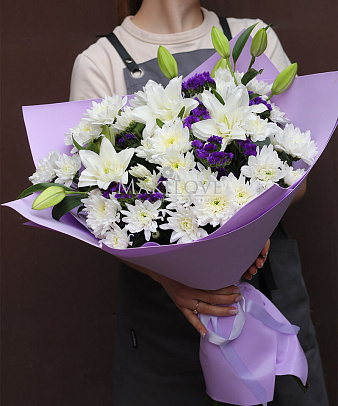 Букет с лилией «Самоцветы»