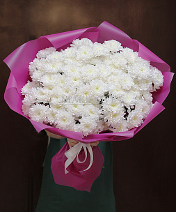 Букет из 15 белых хризантем
