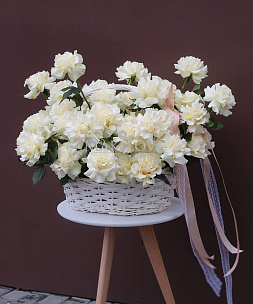 Корзина роз «Makilove»