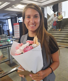 668