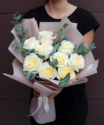 Пионовидные розы