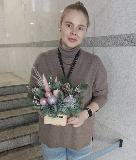 897