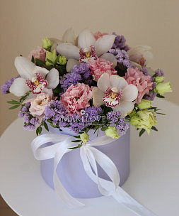 Букет в шляпной коробке «Империя»