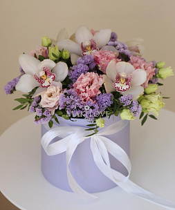 Букет в шляпной коробке «Империя»