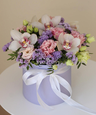 Букет в шляпной коробке «Империя»