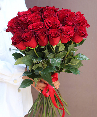 Букет 25 красных роз