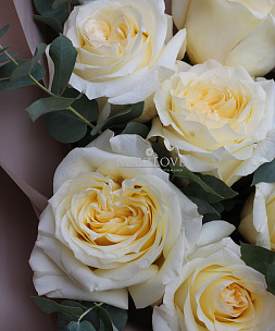 Пионовидные розы