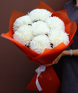 Букет из 7 одноголовых хризантем