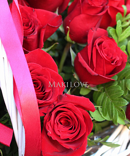 Корзина из 51 красной розы