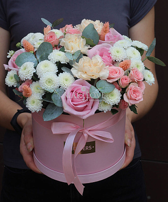 Букет «Кипр» в шляпной коробке