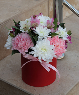 Букет «Рассвет» в шляпной коробке