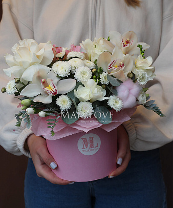 Букет «Лос-Анджелес» в шляпной коробке